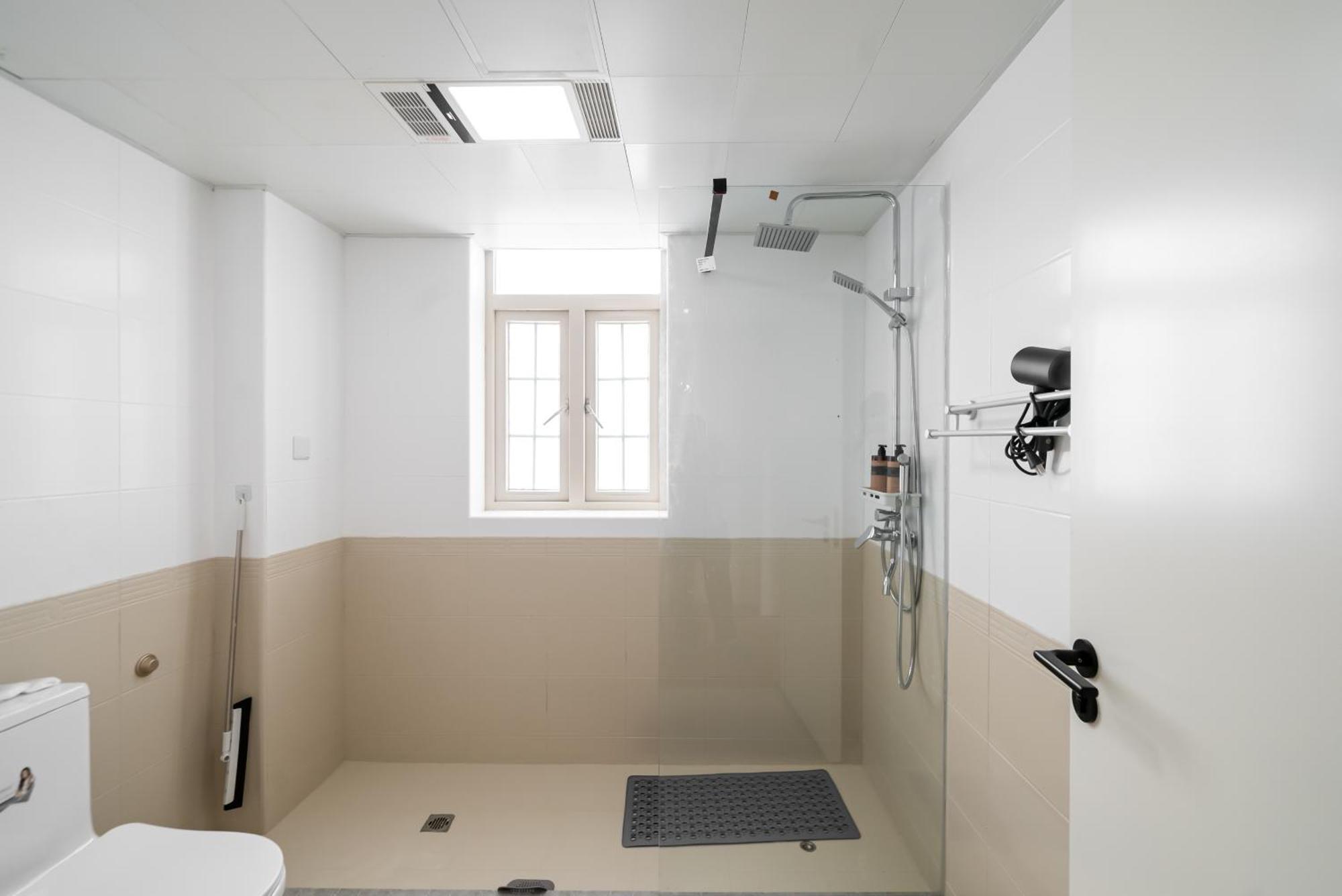 Shanghai Yi Du B&B -Family - Friendly Suite Close To People'S Square And Subway Екстериор снимка