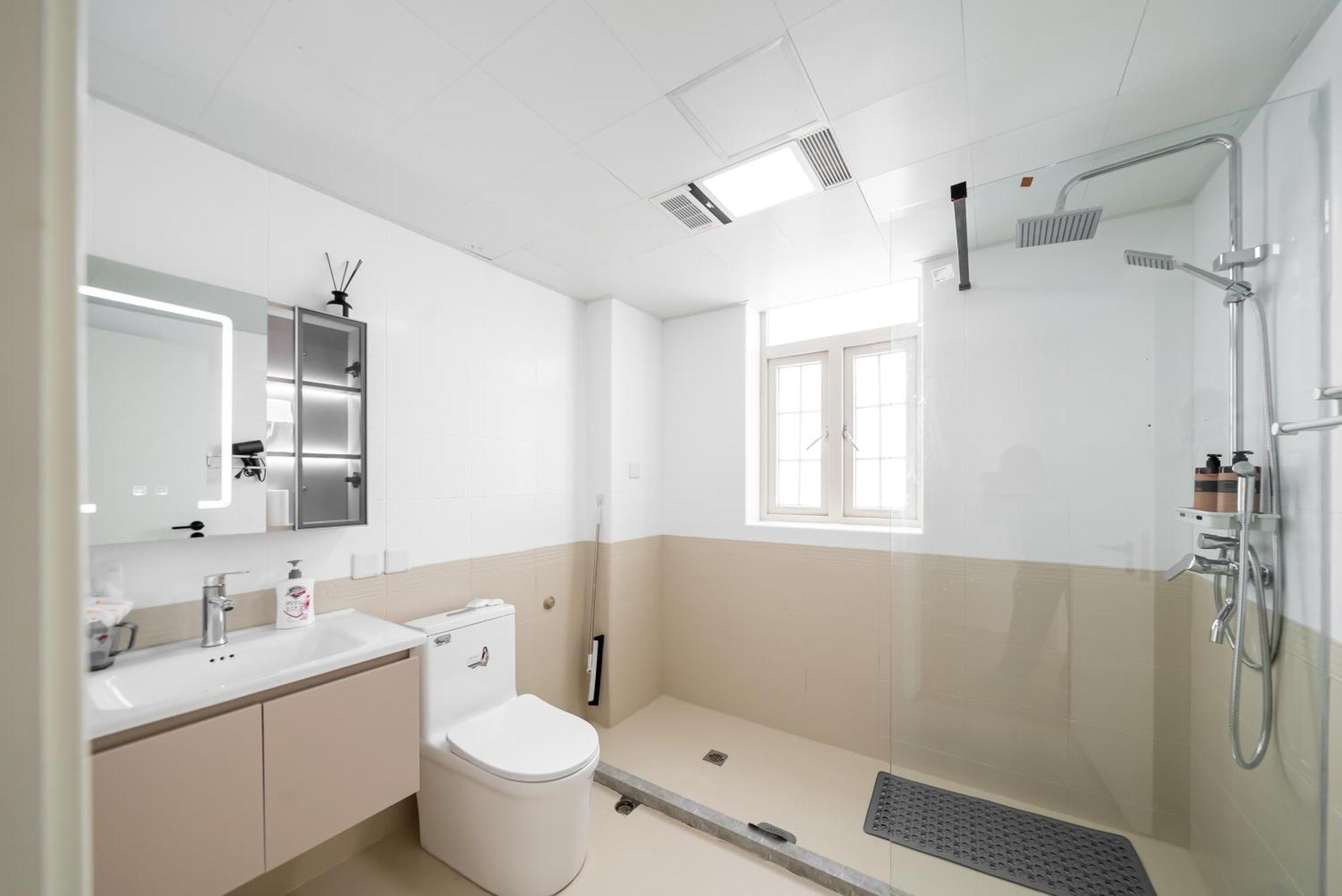 Shanghai Yi Du B&B -Family - Friendly Suite Close To People'S Square And Subway Екстериор снимка