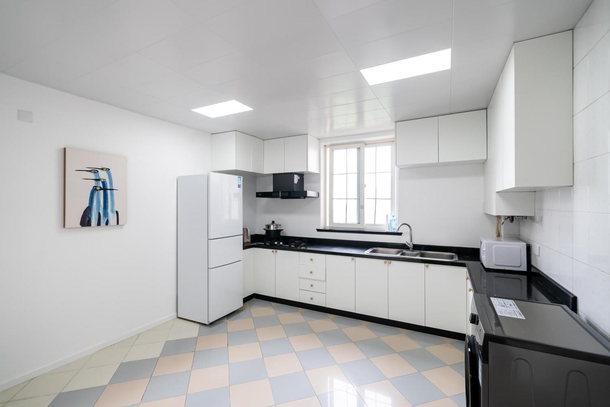 Shanghai Yi Du B&B -Family - Friendly Suite Close To People'S Square And Subway Екстериор снимка